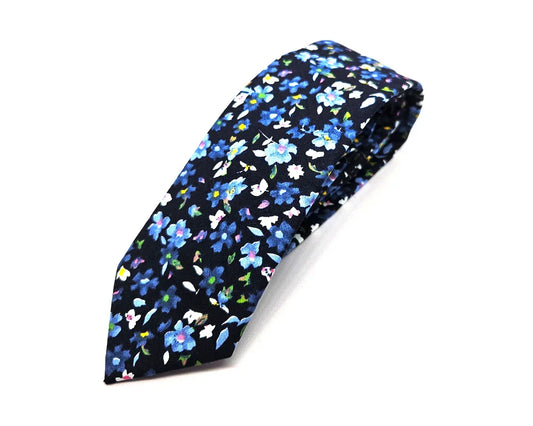 Corbata flores azules