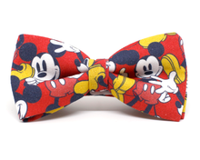 Cargar imagen en el visor de la galería, Pajarita Roja Mickey
